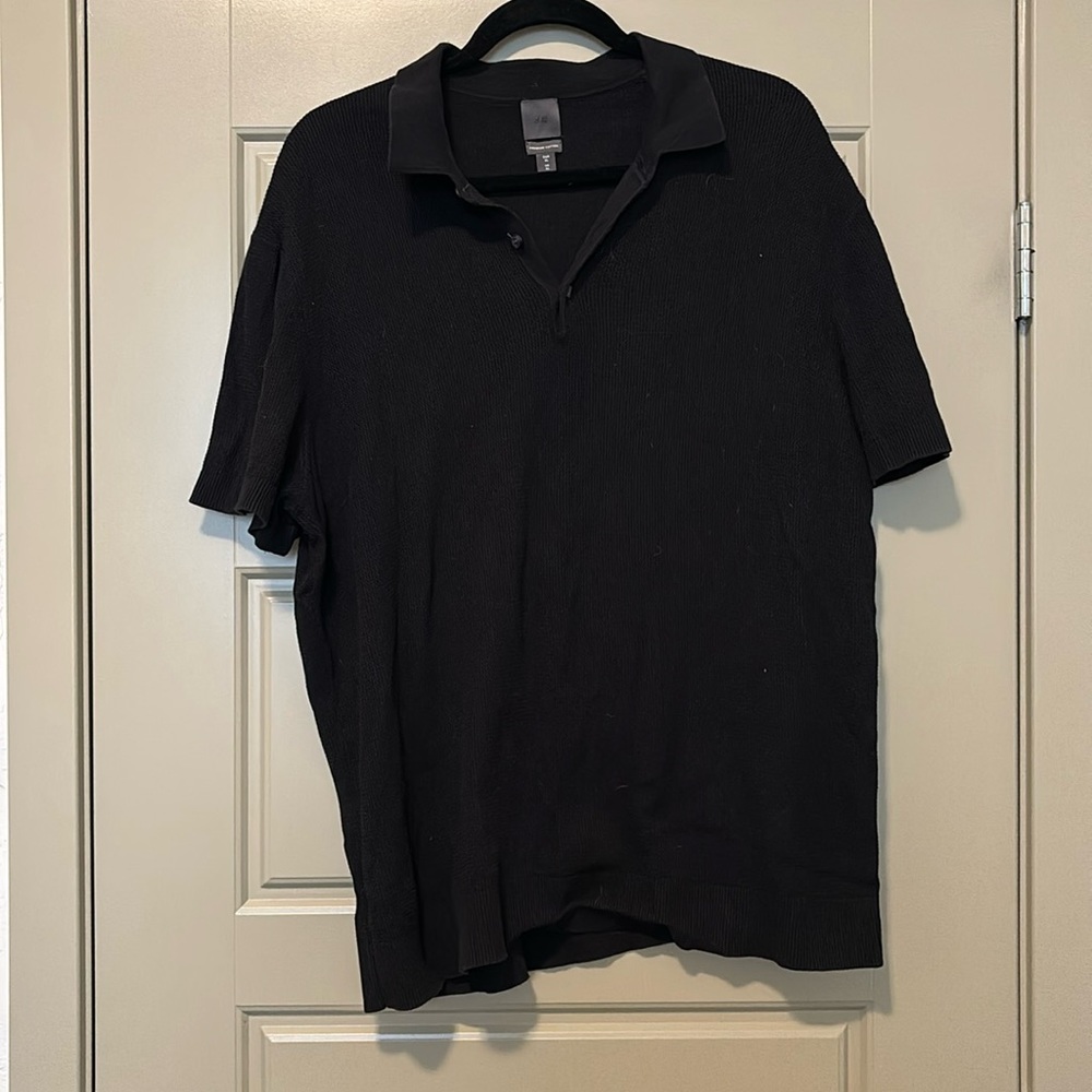 H&M men’s premium cotton short sleeve half button up shirt size European XL.